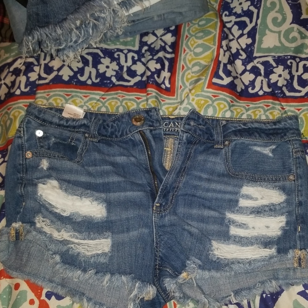 AE shorts